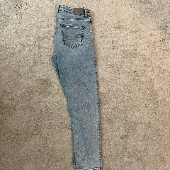 Light Blue American Eagle Jeans - Picture 4 of 5